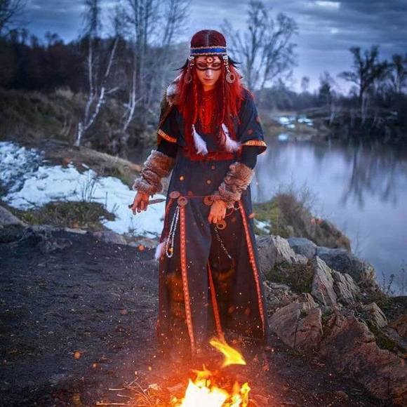 Meet your Posher, Crystal - Picture 1 of 1